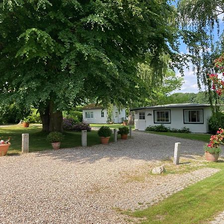 Ferienhaeuser Poenitz Am See Klingberg Exteriör bild